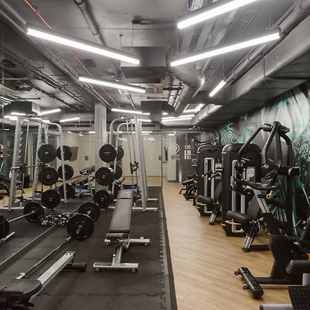 ורשה Modern Apartment With Pool Near Golden Terraces מראה חיצוני תמונה