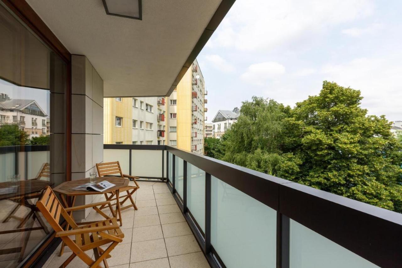 ורשה Modern Apartment With Pool Near Golden Terraces מראה חיצוני תמונה