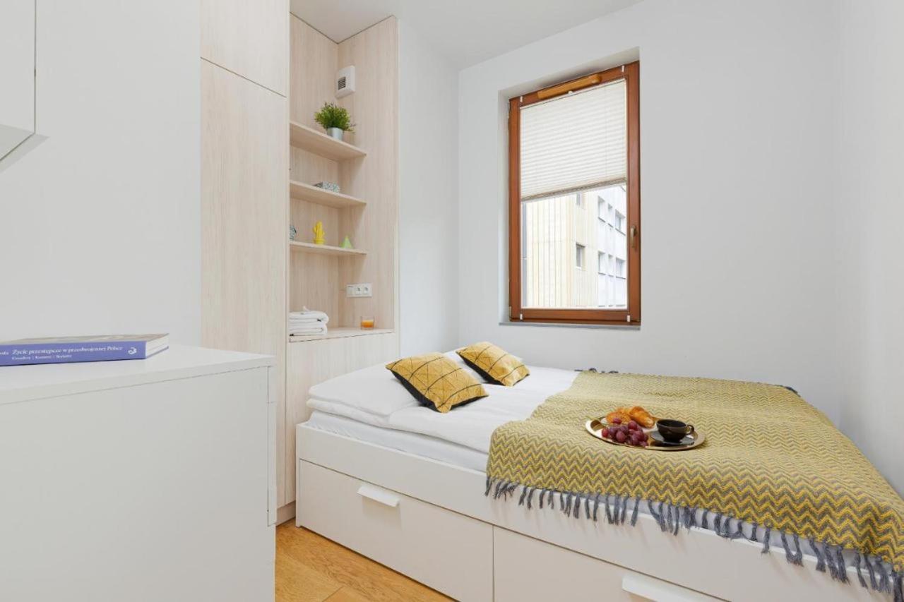 ורשה Modern Apartment With Pool Near Golden Terraces מראה חיצוני תמונה